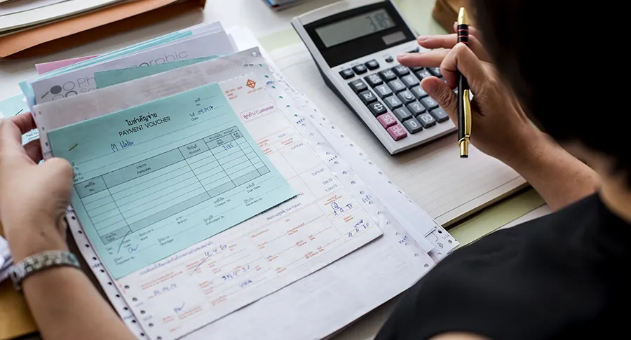 Factura con retención